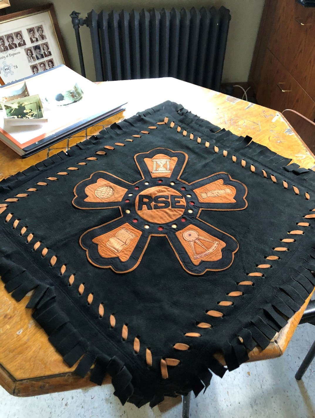 RSE Receives Suede RSE Seal from Daughter of 1938 Alumnus