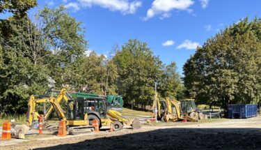 Troy_Digging_Again77749838593__C4B24453-EBC8-4D94-A69D-5ED364C8D81E