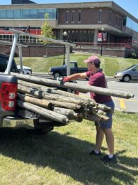 OUTH_Loading_Truck_EJ_IMG_4259