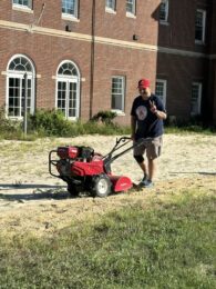 OUTH_Tilling_EJ_IMG_4306