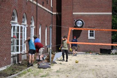 OUTH_weeding_EJ_DSC_1809